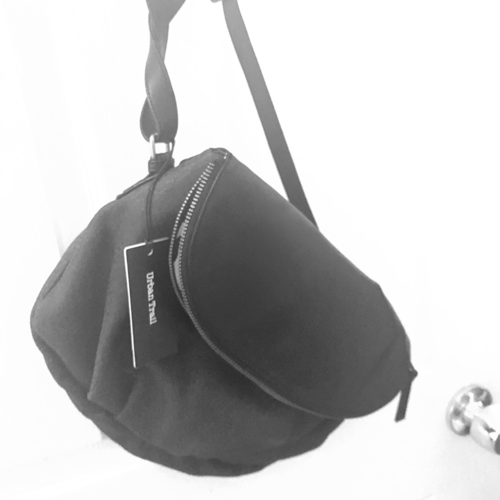 New,  Australian Kangaroo lather  shoulder bag